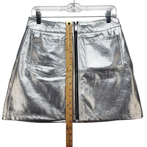 Tinseltown Metallic Silver Mini Skirt With Back Pockets Full Zip Closure Size M - Picture 5 of 9